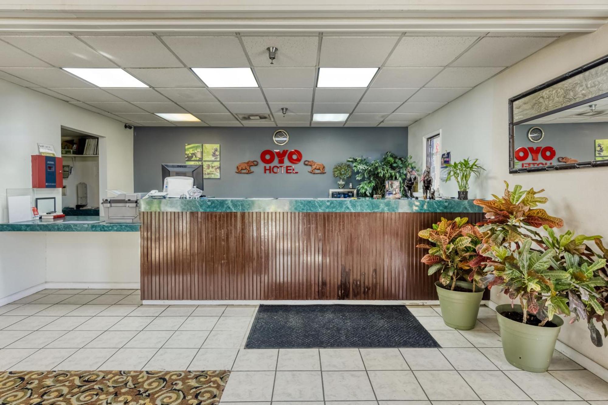 Hotel Oyo West Grenada